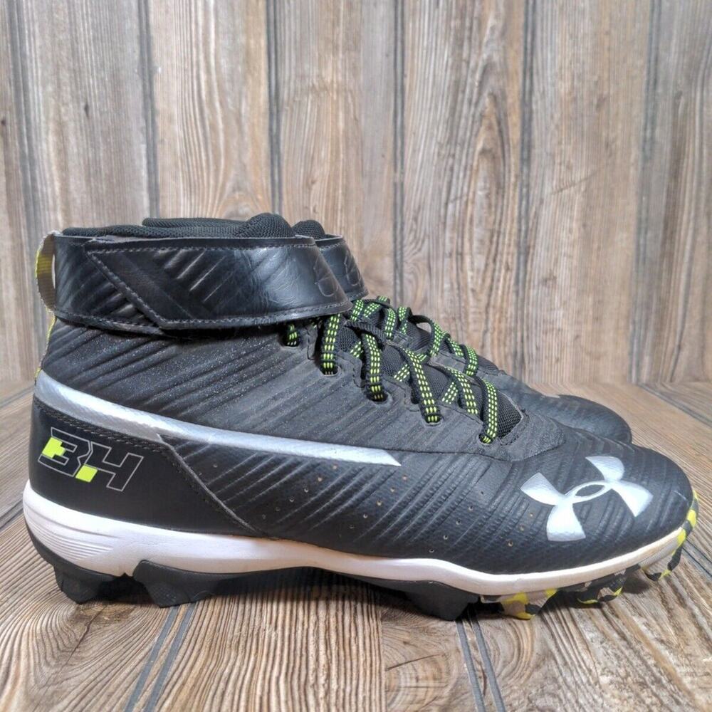 UA Harper 3 Mid RM JR Baseball Cleats Black White New Size 5.5Y 3020600-001